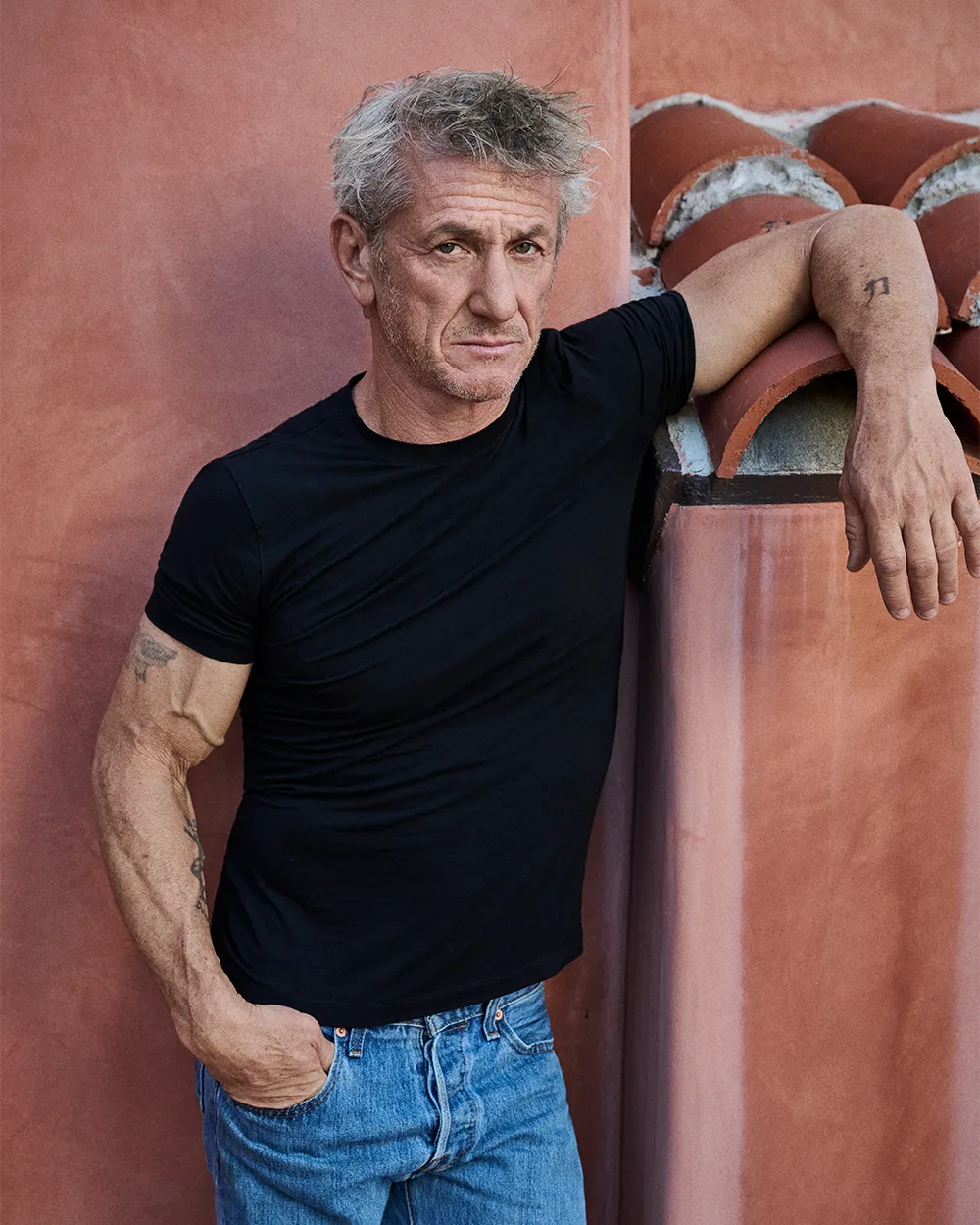 Por que Sean Penn não foi receber terceiro Oscar da carreira e onde o ator estava